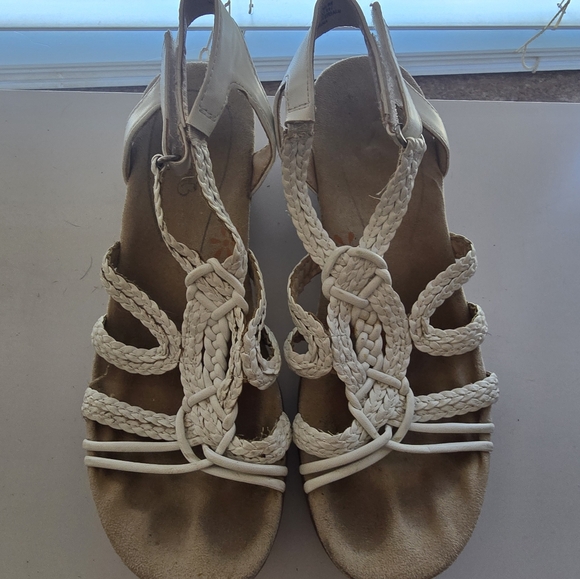 BareTraps Shoes - Bare Traps Takara Women's Braided Sandals - White Size 8.5